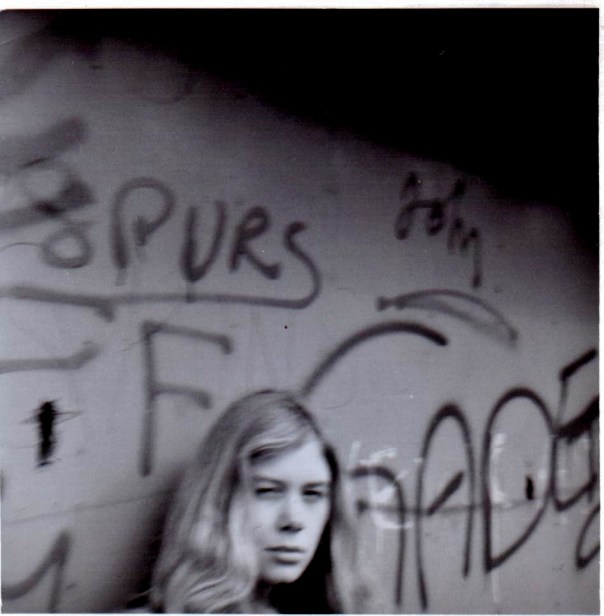 Geraldine looking like a Nouveau Vague French film star!